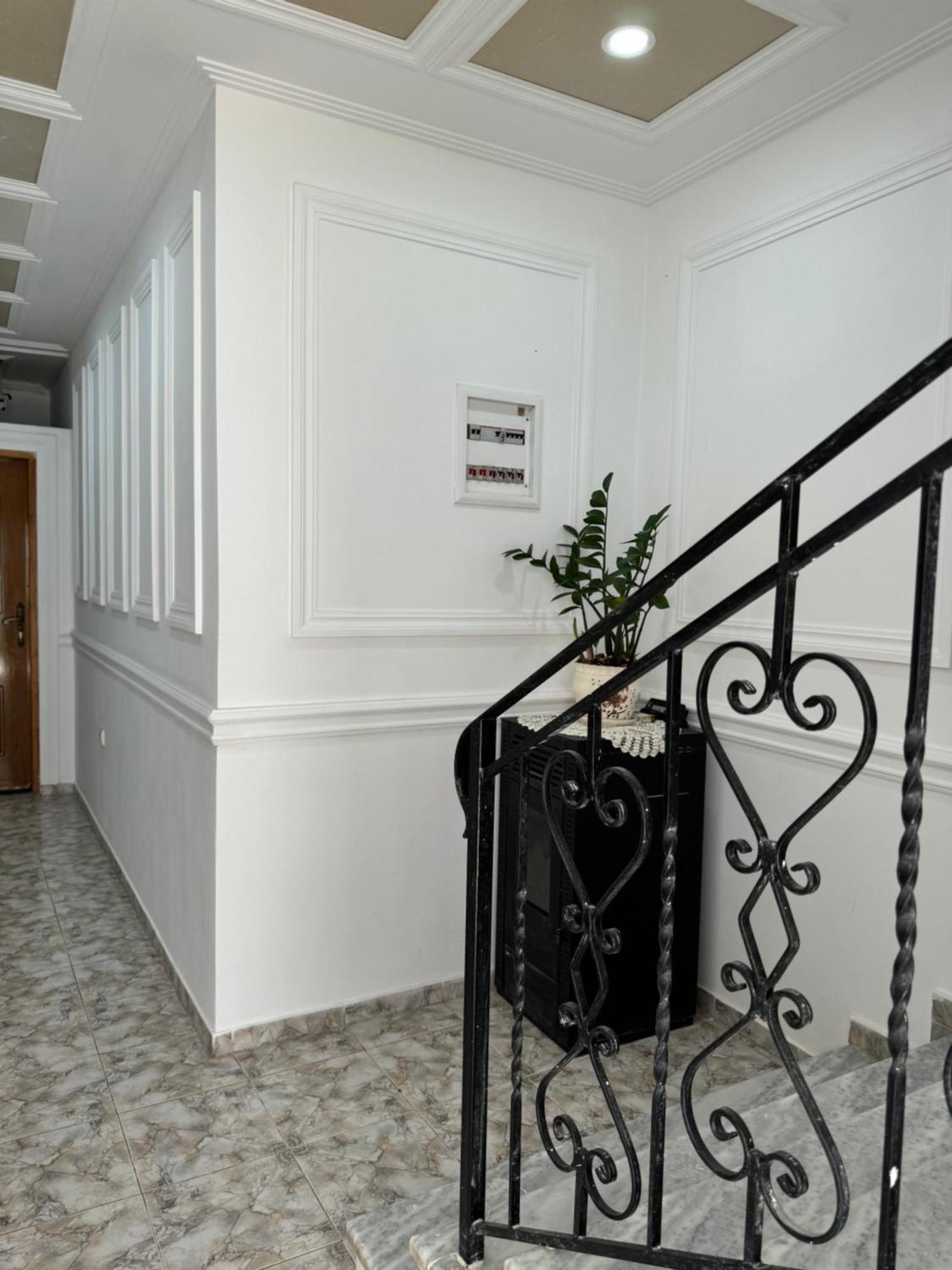 Vila Onhezmi Sarandë 外观 照片