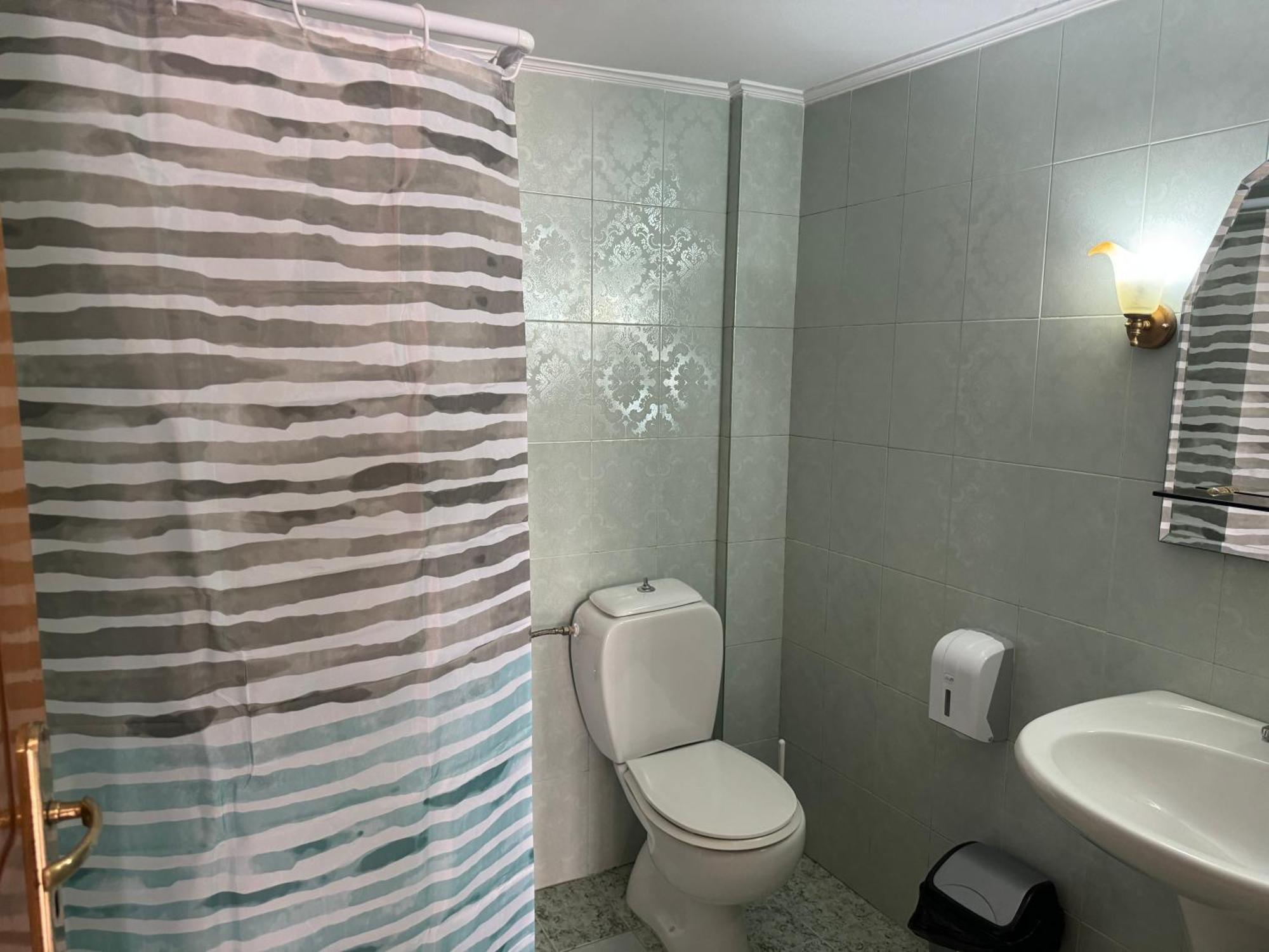 Vila Onhezmi Sarandë 外观 照片